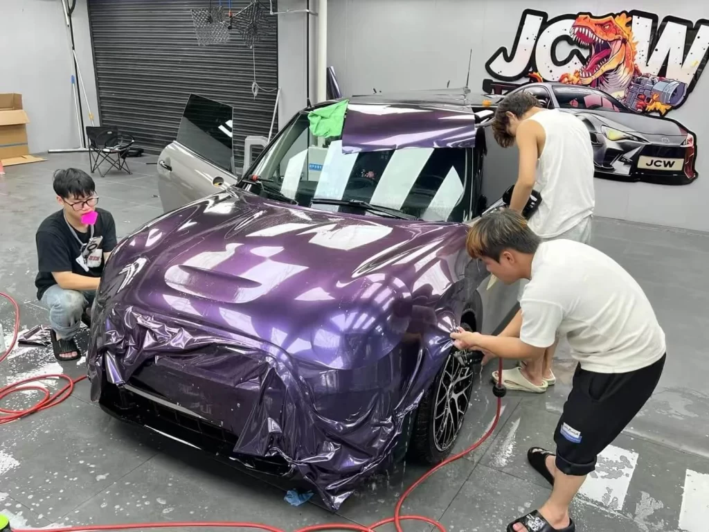 Chrome Silver Color: Reflective Brilliance for Your Ride