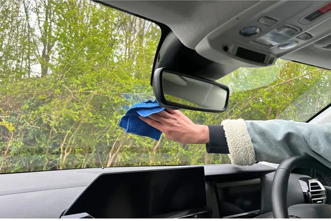 How to Get Film Off Inside Windshield: A Complete Guide to Crystal-Clear Visibility
